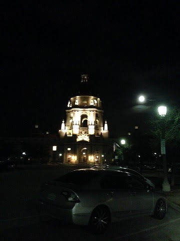 百場聖會法會後天空中的吉祥雲與有金剛棒的月光。(第三世多杰羌佛佛法)